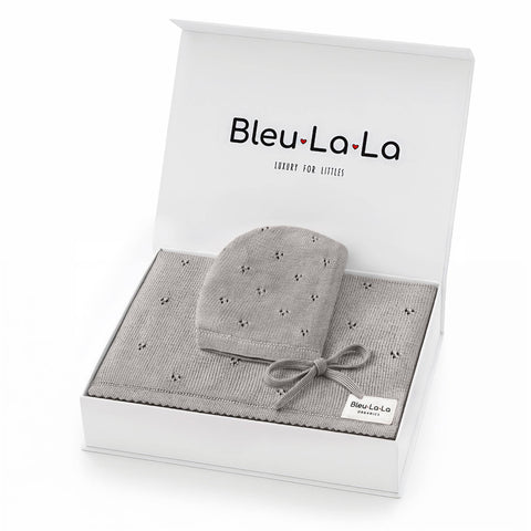 Bleu La La 100% Organic Cotton Luxury Organic Blanket + Hat Gift Set: Dove Grey